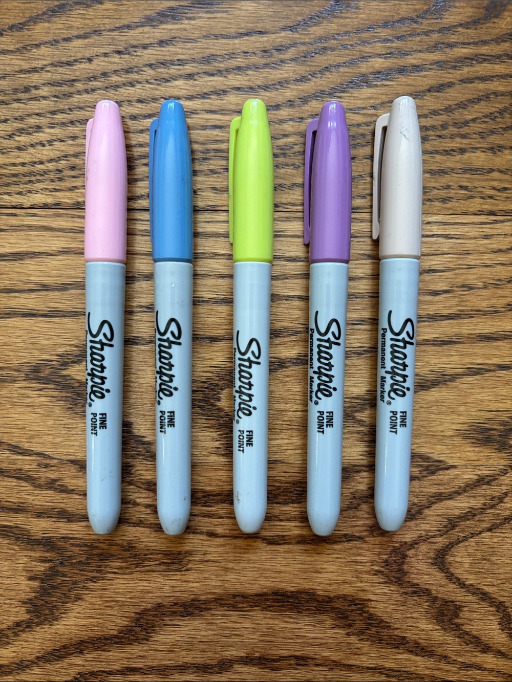 Sharpie bundle of 5 markers